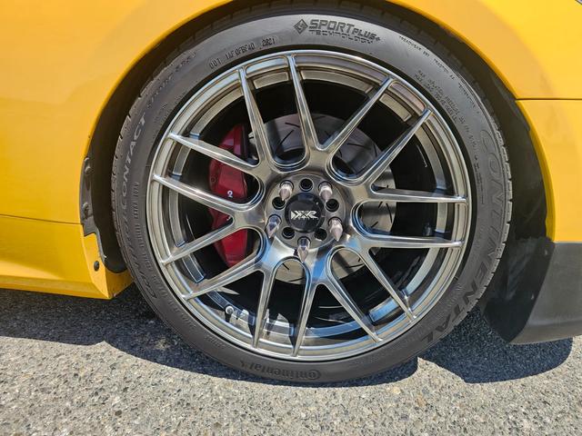 Photo of 2012 Yellow Hyundai Genesis Coupe