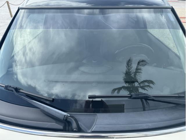 Photo of 2011 White MINI Cooper S Clubman