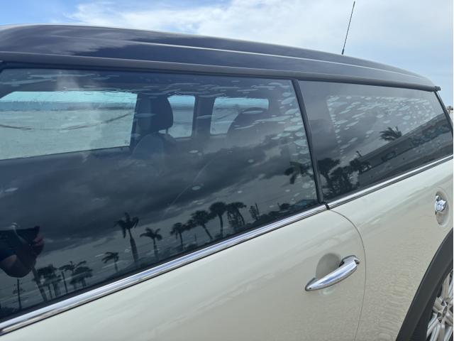 Photo of 2011 White MINI Cooper S Clubman