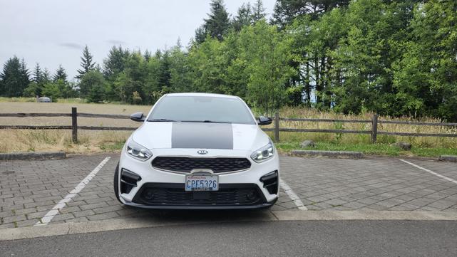 Photo of 2021 White Kia Forte