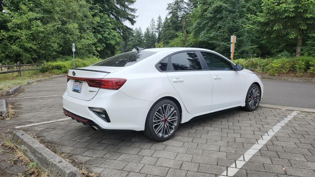 Photo of 2021 White Kia Forte