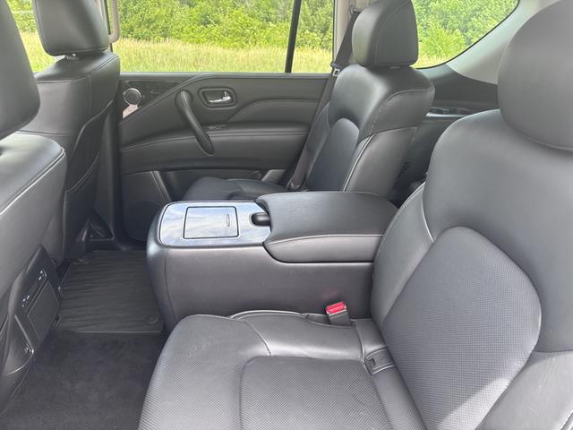 Photo of 2023 Black INFINITI QX80