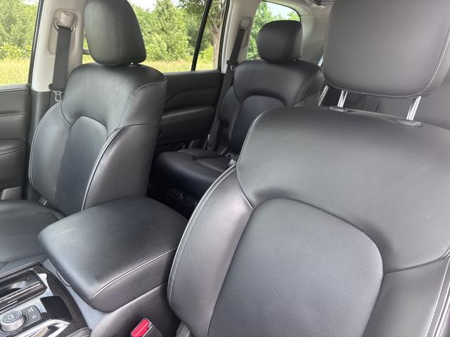 Photo of 2023 Black INFINITI QX80