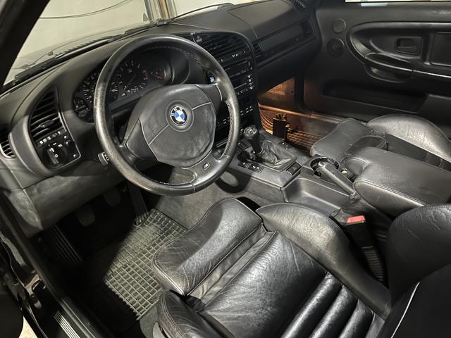 Photo of 1999 Black BMW M3