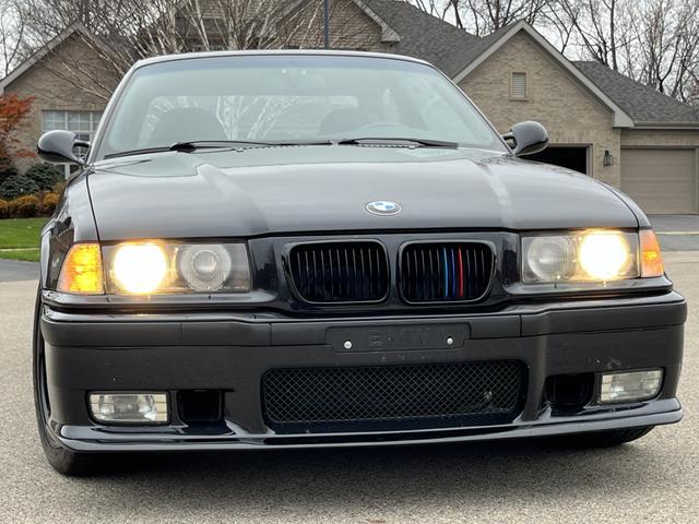 Photo of 1999 Black BMW M3