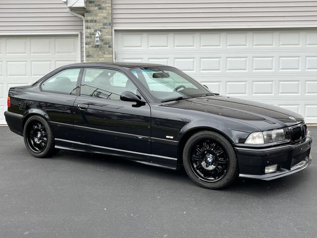 Photo of 1999 Black BMW M3