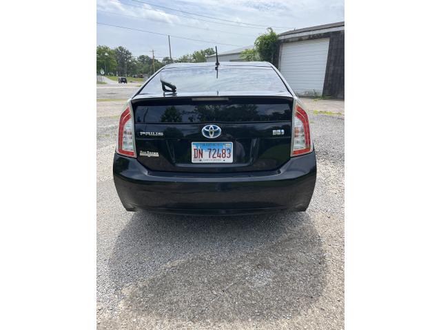 Photo of 2015 Black Toyota Prius