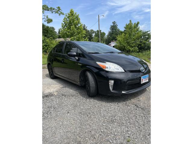 Photo of 2015 Black Toyota Prius