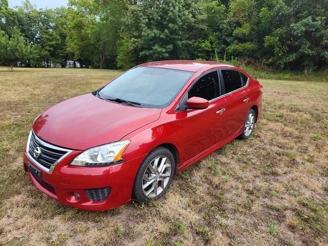 Photo of 2013 Red Nissan Sentra