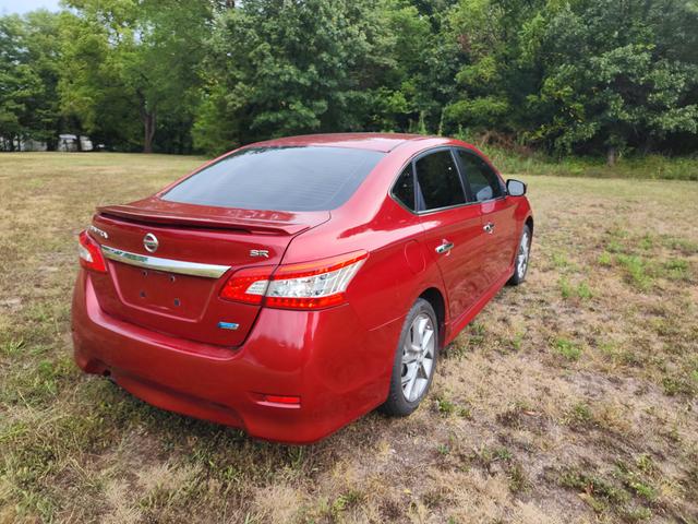 Photo of 2013 Red Nissan Sentra