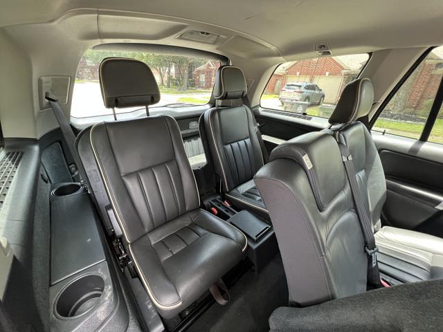 Photo of 2014 Black Volvo XC90