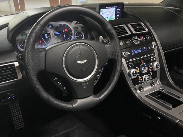 Photo of 2015 Gray Aston Martin V8 Vantage
