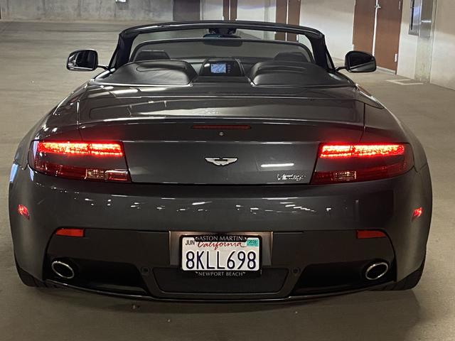 Photo of 2015 Gray Aston Martin V8 Vantage