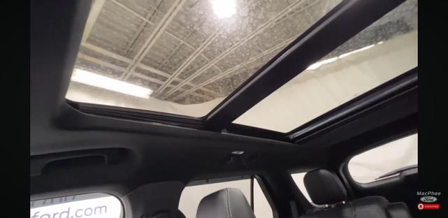 Photo of 2023 Blue Ford Explorer