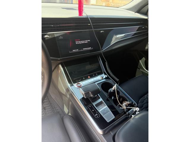Photo of 2023 White Audi RS Q8