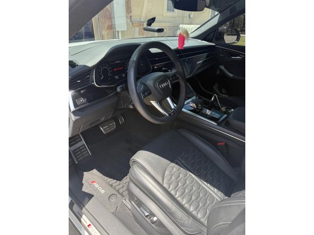 Photo of 2023 White Audi RS Q8