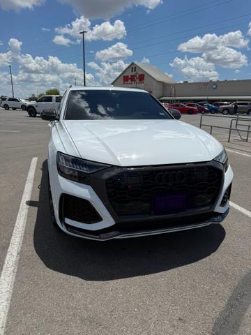 Photo of 2023 White Audi RS Q8