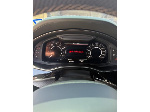 Photo of 2023 White Audi RS Q8