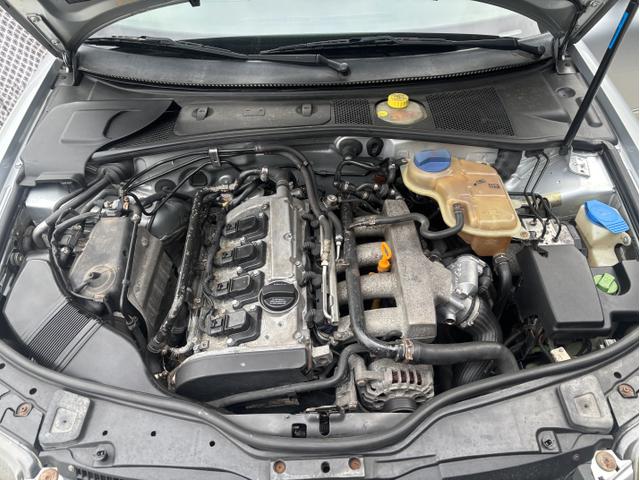 Photo of 2001 Silver Volkswagen Passat