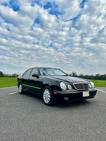 Photo of 2000 Black Mercedes-Benz E-Class