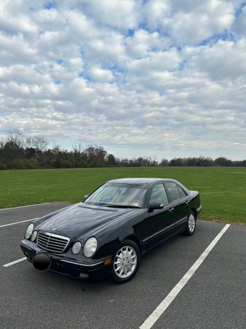 Photo of 2000 Black Mercedes-Benz E-Class
