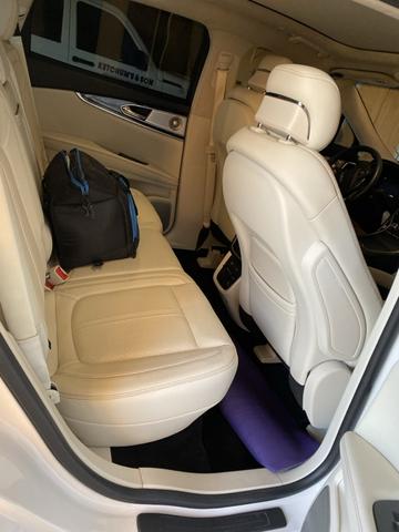 Photo of 2017 White Lincoln MKX