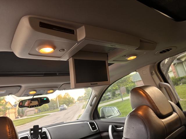 Photo of 2008 Silver GMC Acadia