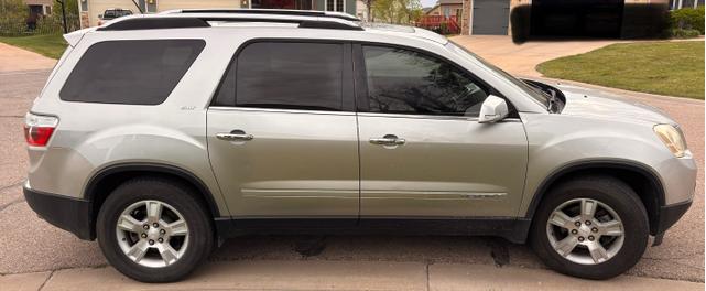 Photo of 2008 Silver GMC Acadia