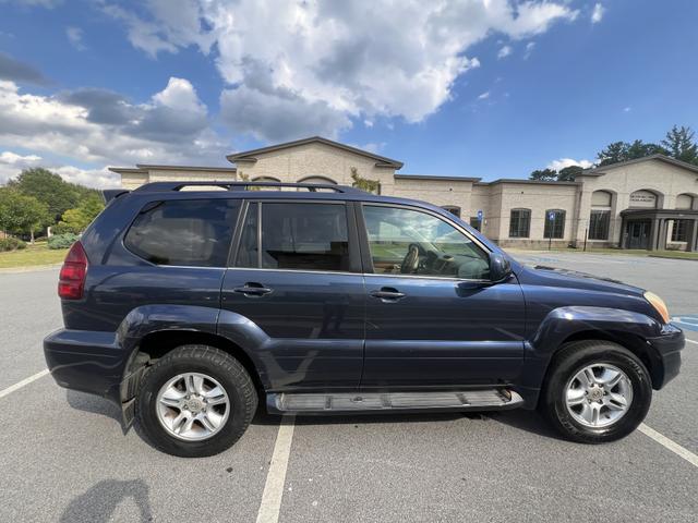 Photo of 2005 Blue Lexus GX 470