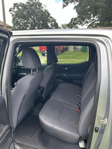 Photo of 2019 Silver Toyota Tacoma