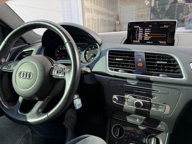 Photo of 2017 White Audi Q3