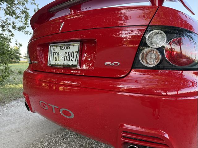 Photo of 2006 Red Pontiac GTO