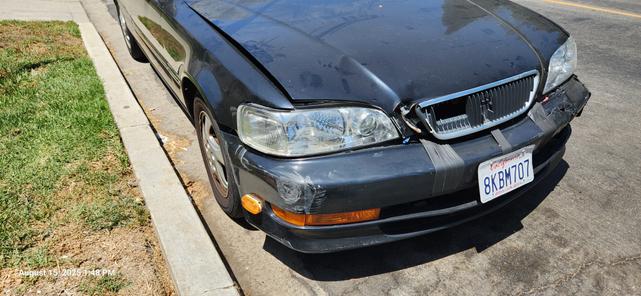 Photo of 1997 Black Acura TL