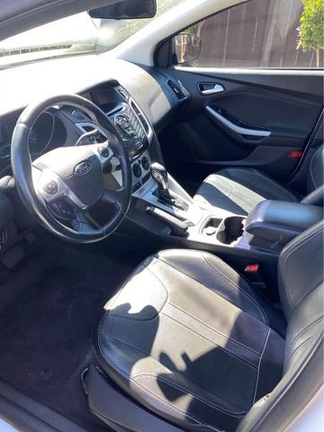 Photo of 2014 White Ford Focus