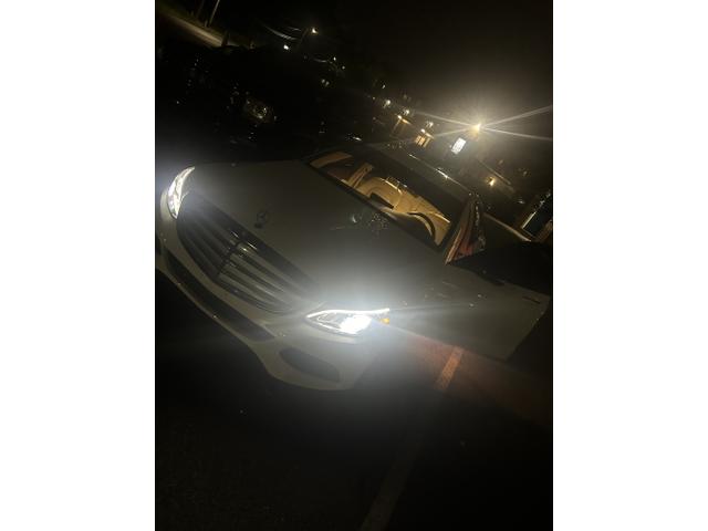 Photo of 2015 White Mercedes-Benz C-Class