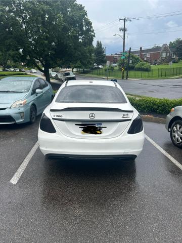 Photo of 2015 White Mercedes-Benz C-Class