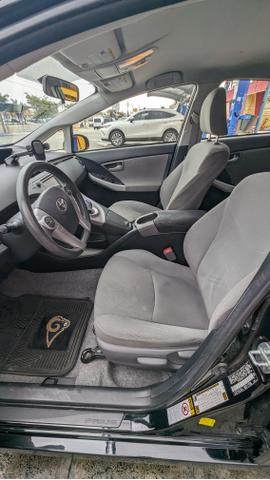 Photo of 2013 Black Toyota Prius