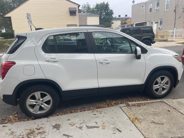 Photo of 2020 White Chevrolet Trax