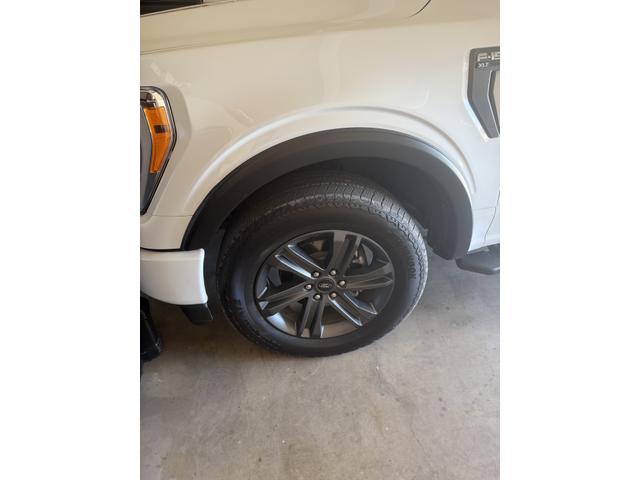 Photo of 2023 White Ford F-150