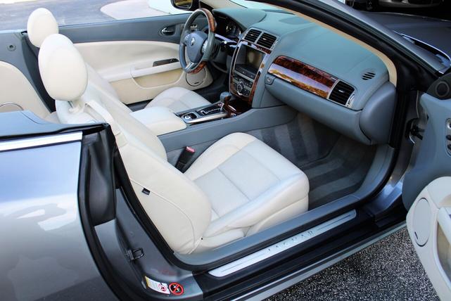 Photo of 2007 Blue Jaguar XK
