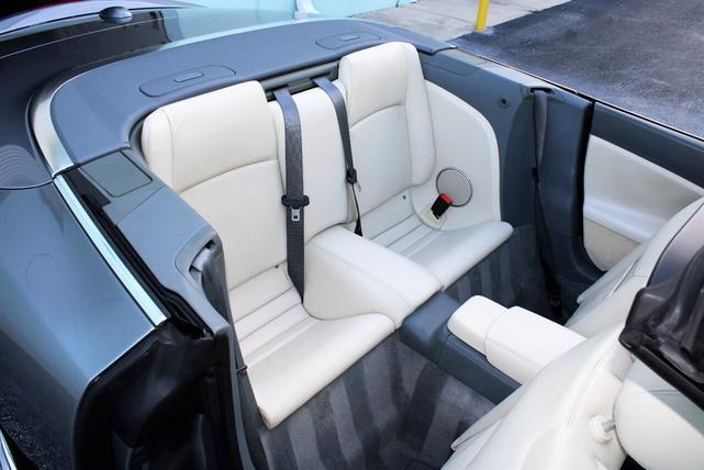 Photo of 2007 Blue Jaguar XK