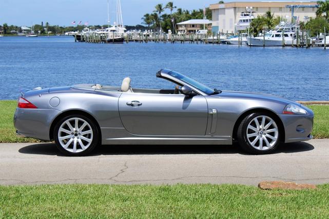 Photo of 2007 Blue Jaguar XK