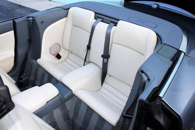 Photo of 2007 Blue Jaguar XK