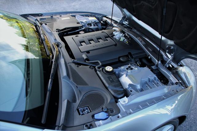 Photo of 2007 Blue Jaguar XK