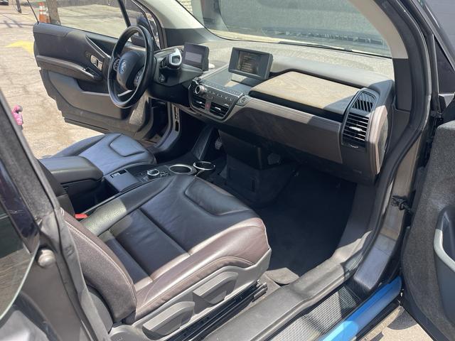 Photo of 2018 Black BMW i3