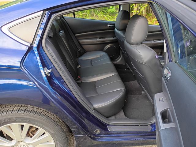 Photo of 2010 Blue Mazda Mazda6