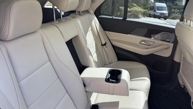 Photo of 2023 Silver Mercedes-Benz GLE 350