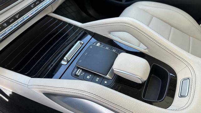 Photo of 2023 Silver Mercedes-Benz GLE 350