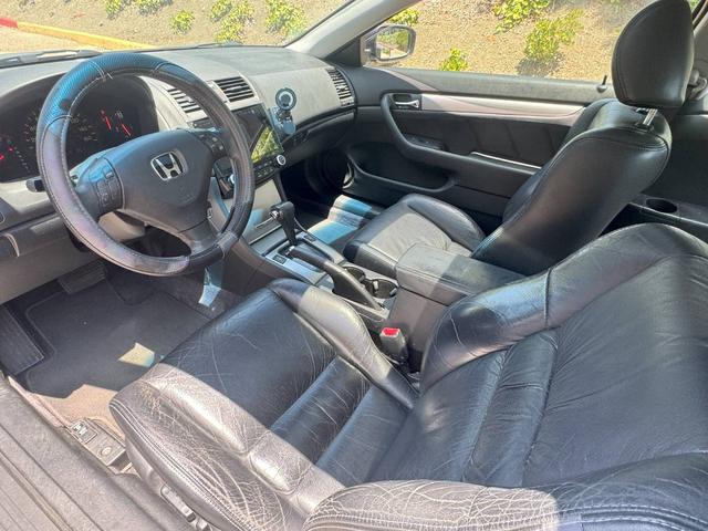 Photo of 2004 Gray Honda Accord