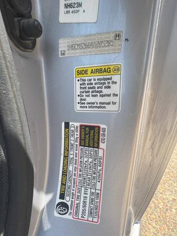 Photo of 2004 Gray Honda Accord